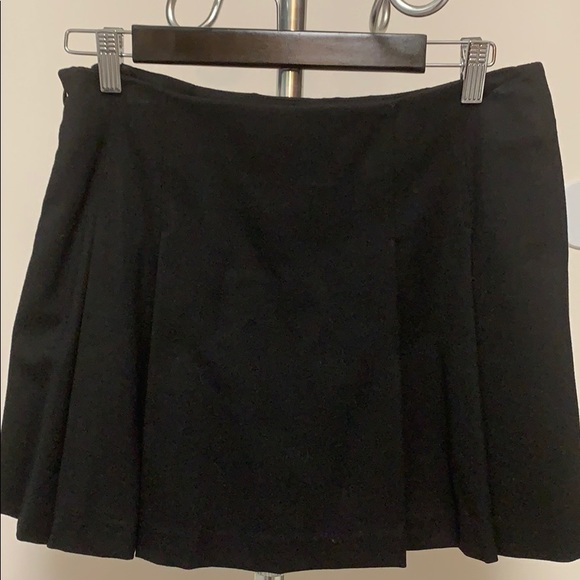NEW Theory wool skirt - Picture 3 of 7